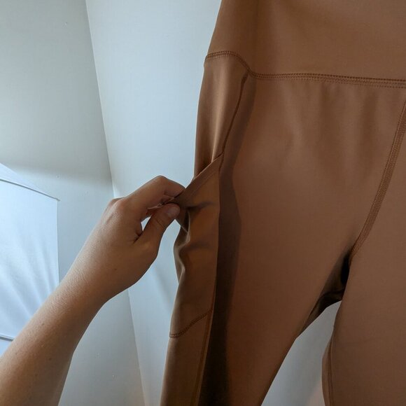 American Eagle The Everything Pocket Legging in Tan, Sz XL - Picture 4 of 4